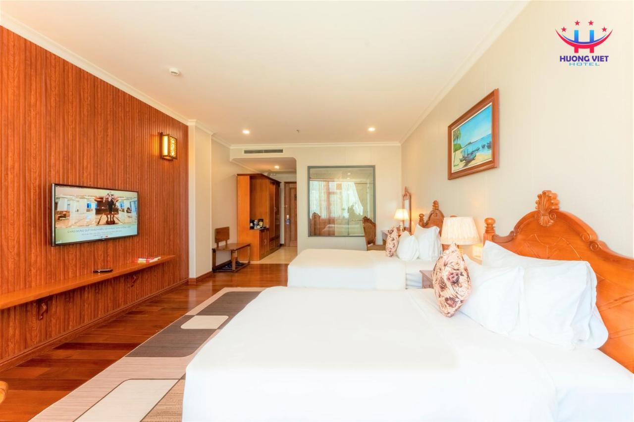 Huong Viet Hotel Quy Nhon - Beachfront Exterior foto