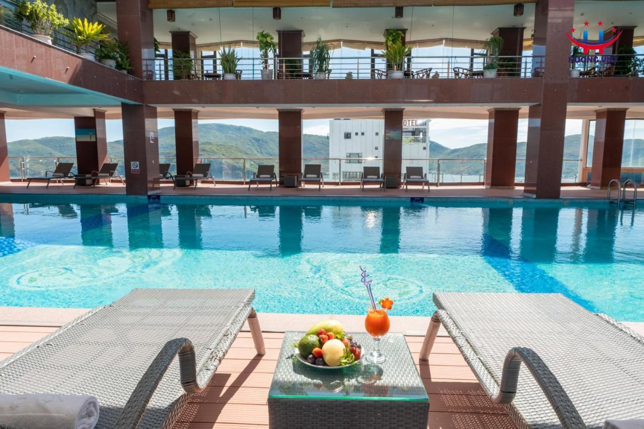Huong Viet Hotel Quy Nhon - Beachfront Exterior foto