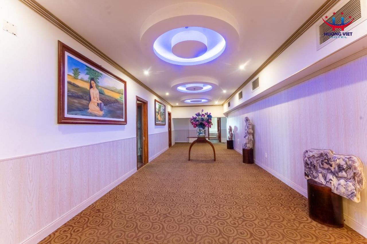 Huong Viet Hotel Quy Nhon - Beachfront Exterior foto